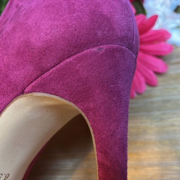 GIBSON latimer fuchsia suede peep toe heel size 6.5M - Picture 5 of 11